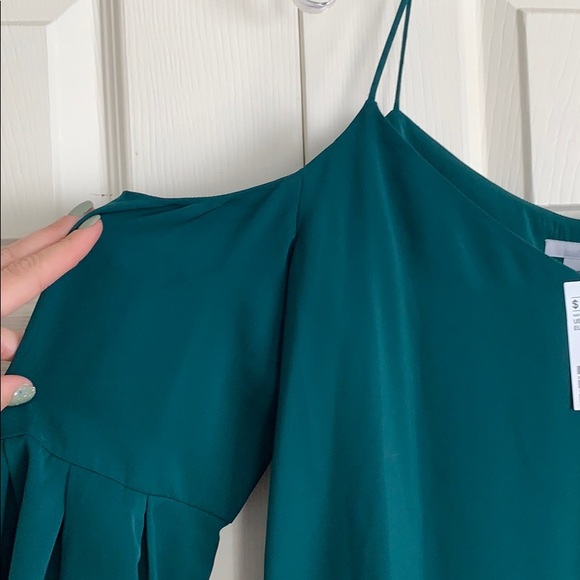 H&M Off the Shoulder Top - Picture 3 of 5